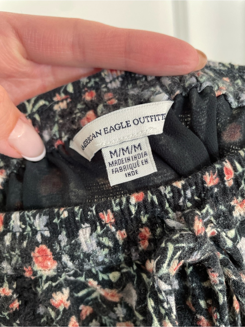 American Eagle Outfitters Black Floral Lace-Trim Shorts - Picture 5 of 8